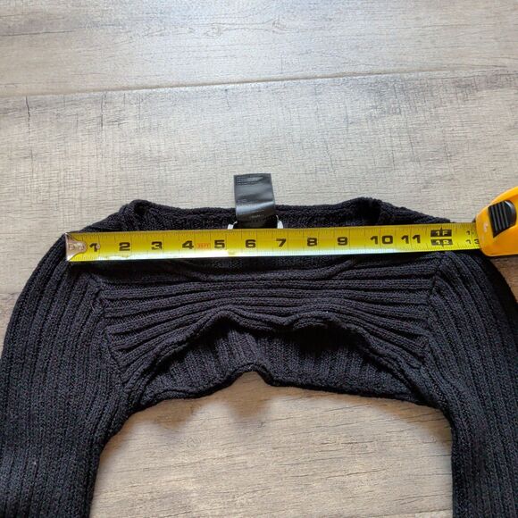 Urban Outfitters Black Sweater Cropped S Open Back And Front - Picture 3 of 6